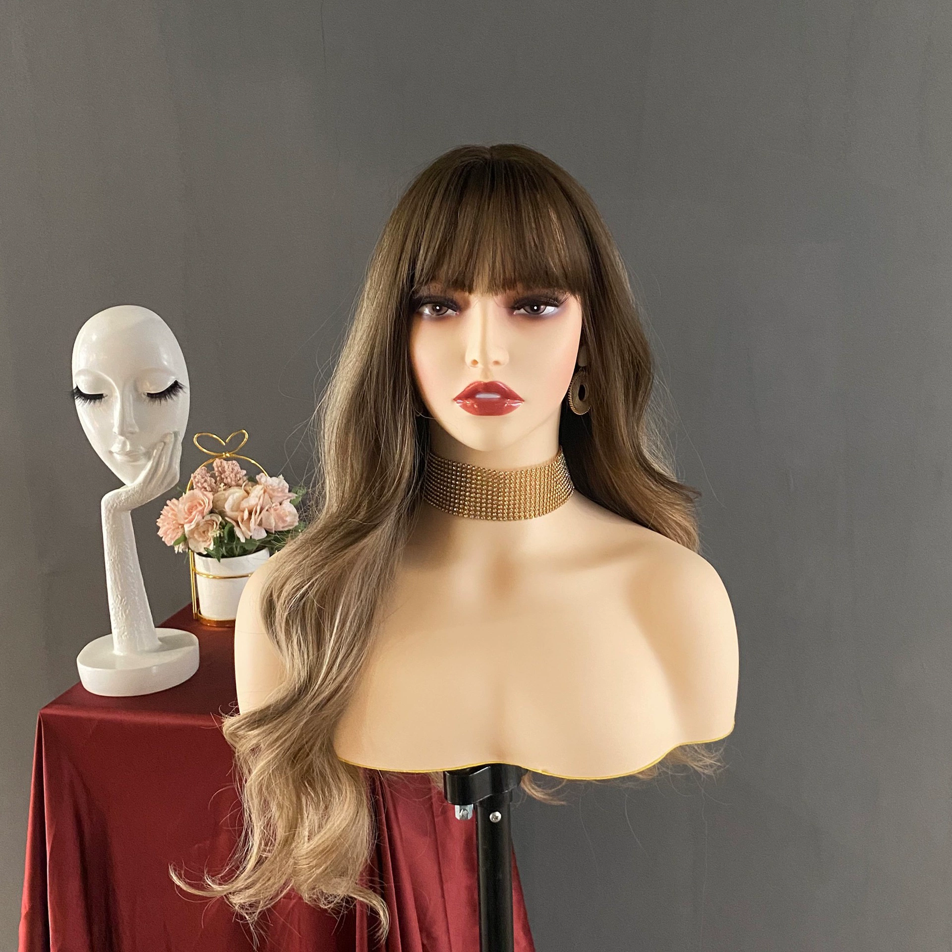 Красивая модель головы, белый цвет кожи, плечи, европейская и американская модель головы, манекен женских украшений, красивая модель головы