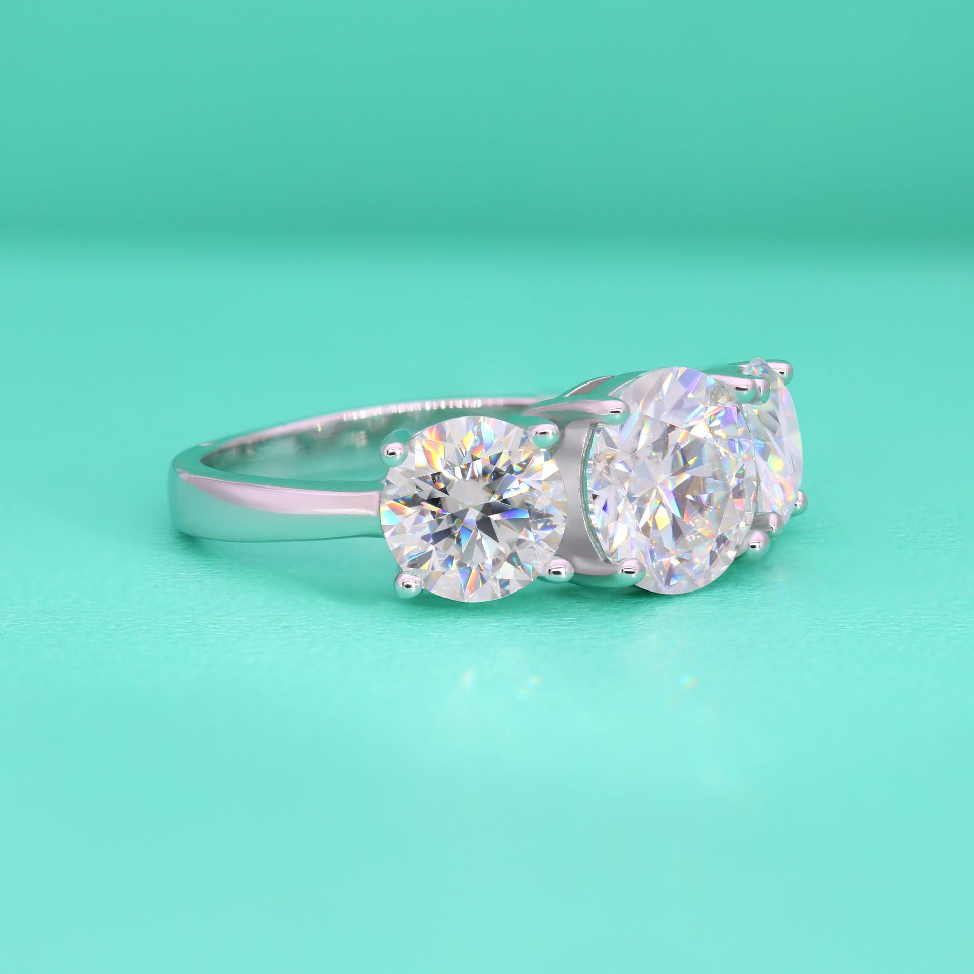 1 Piece Quantity Holiday, Tea Party, Cocktail Party Occasion Sterling Silver Moissanite High Carbon Diamond Rings Geometric