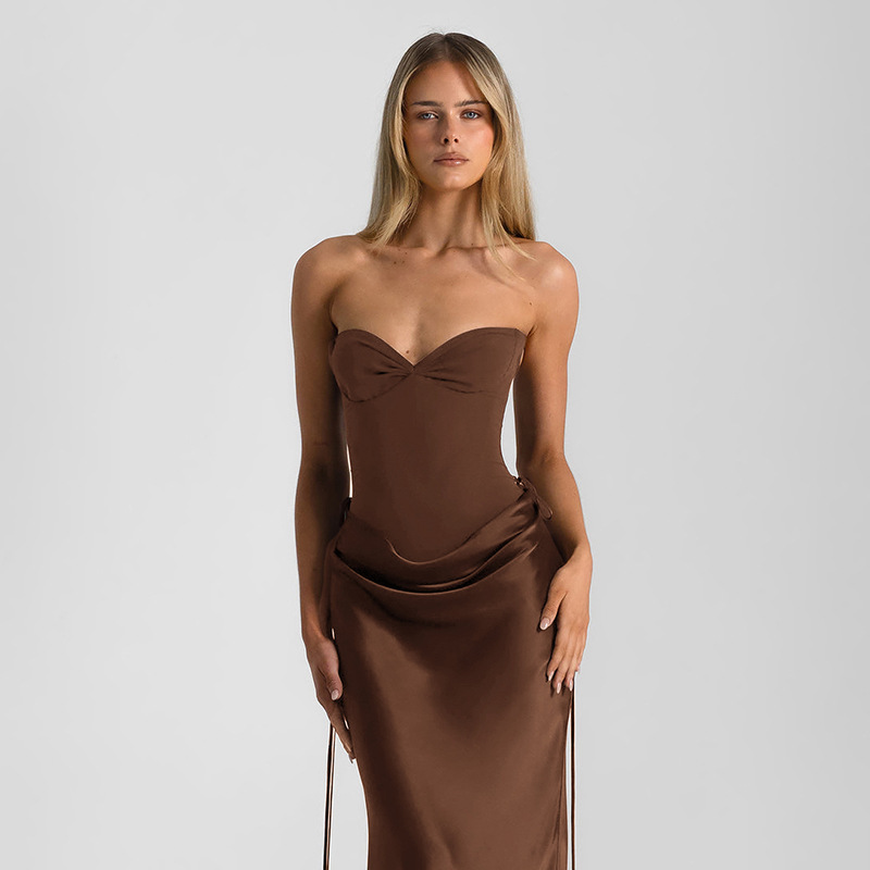 Europa y América 2026 primavera nuevo temperamento de moda sin mangas empalmado pecho cintura correa sexy vestido de cadera image 2