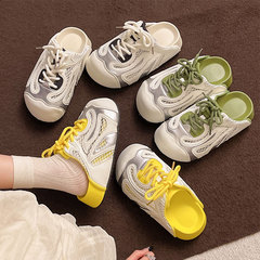 厚い底が高くなって、頭を漕いで、半分のスリッパを履いています。女性は夏に2025新型の徳訓靴を履いています。