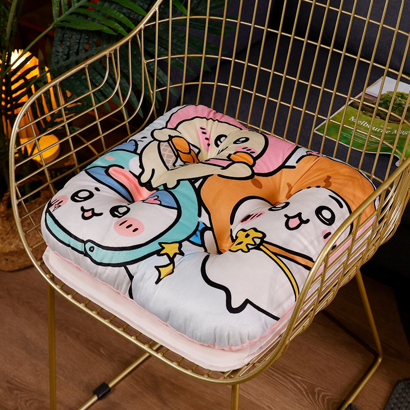 ちいかわ抱き枕クッション漫画椅子クッション座布団ぬいぐるみ人形おもちゃホリデーギフト|undefined