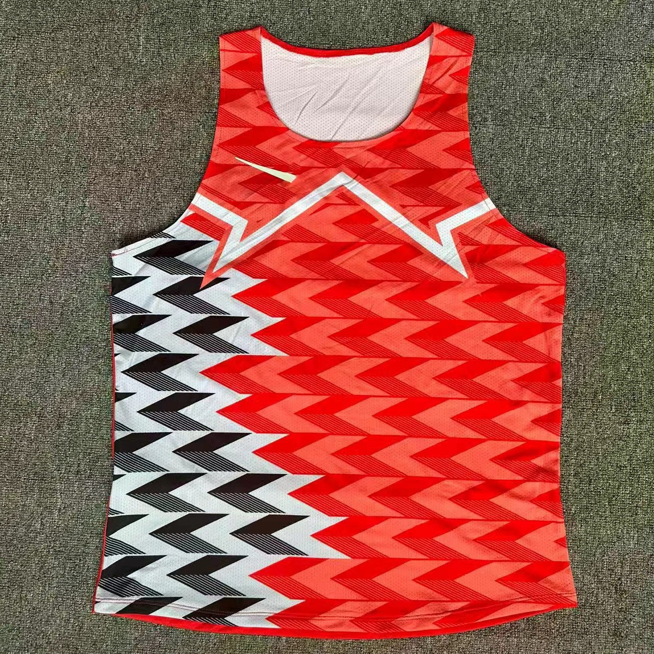 New summer marathon running quick-dry vest for men and women, lightweight and breathable athletic training fitness sports top