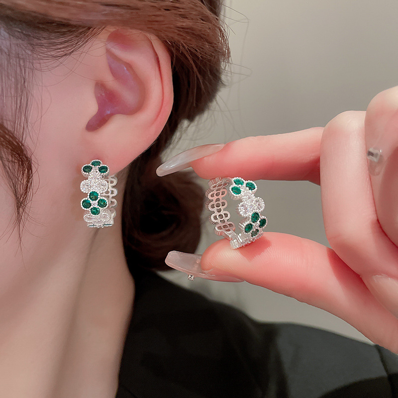 Simple Style Heart Shape Copper Plating Zircon Earrings 1 Pair