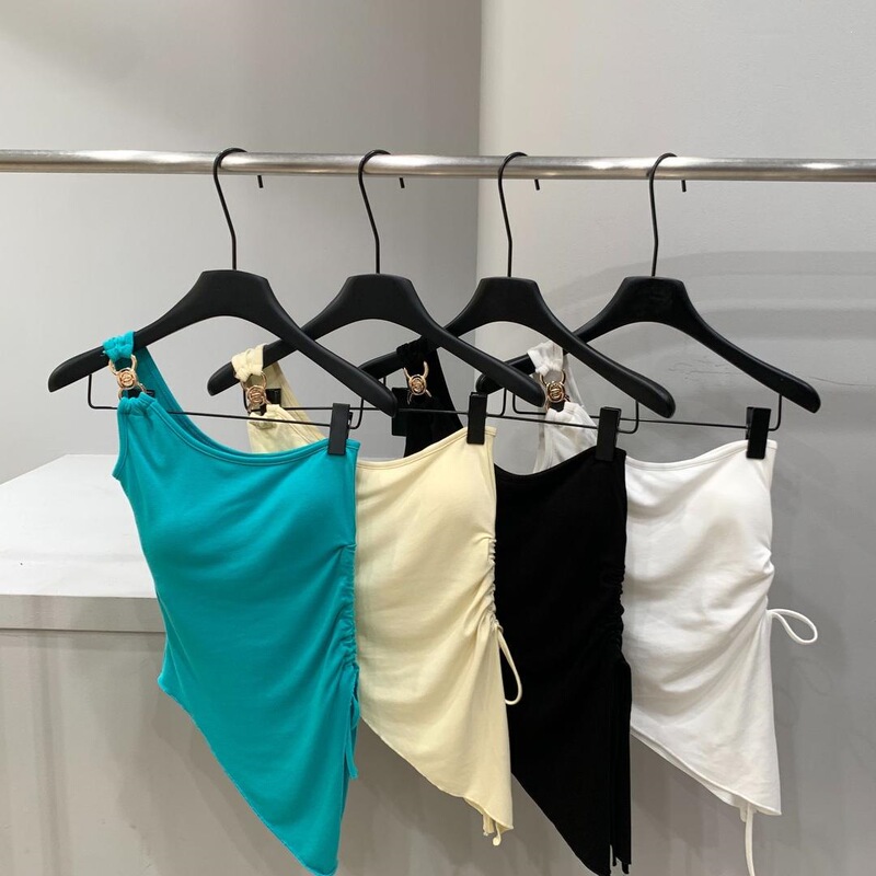 Sweet and Spicy Girl Style Lace-Up Asymmetrical Shoulder Metal Buckle Camisole for Women, Summer Inner Wear or Outer Wear with Chest Pads, Irregular Top, Trendy Sweet and Spicy Girl Style Lace-Up Asymmetrical Shoulder Metal Buckle Camisole for Women, Summer Inner Wear or Outer Wear with Chest Pads, Irregular Top, Trendy