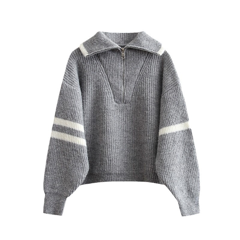 Winter knitted sweater with zipper for leisure