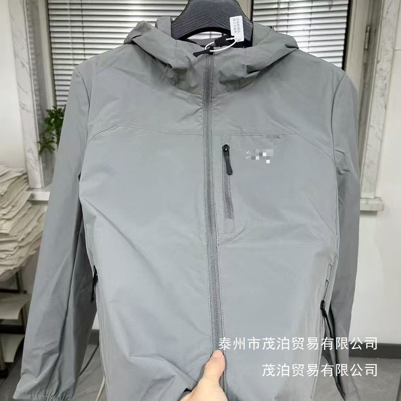 2026 New Spring and Summer Sun Protection Soft Shell Windproof Couple Outdoor Sports Jacket Casual Breathable Comfortable Wholesale