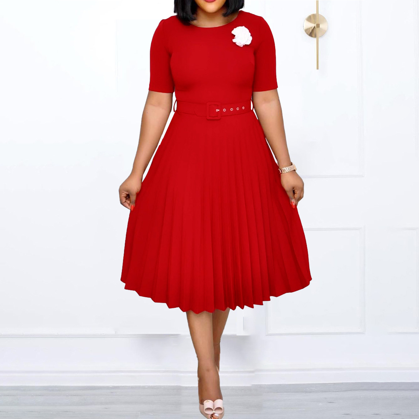 D049 Independent Station European and American New Round Neck Large Size Mother's Wear Women's Pleated Dress with Belt Ready for Sale