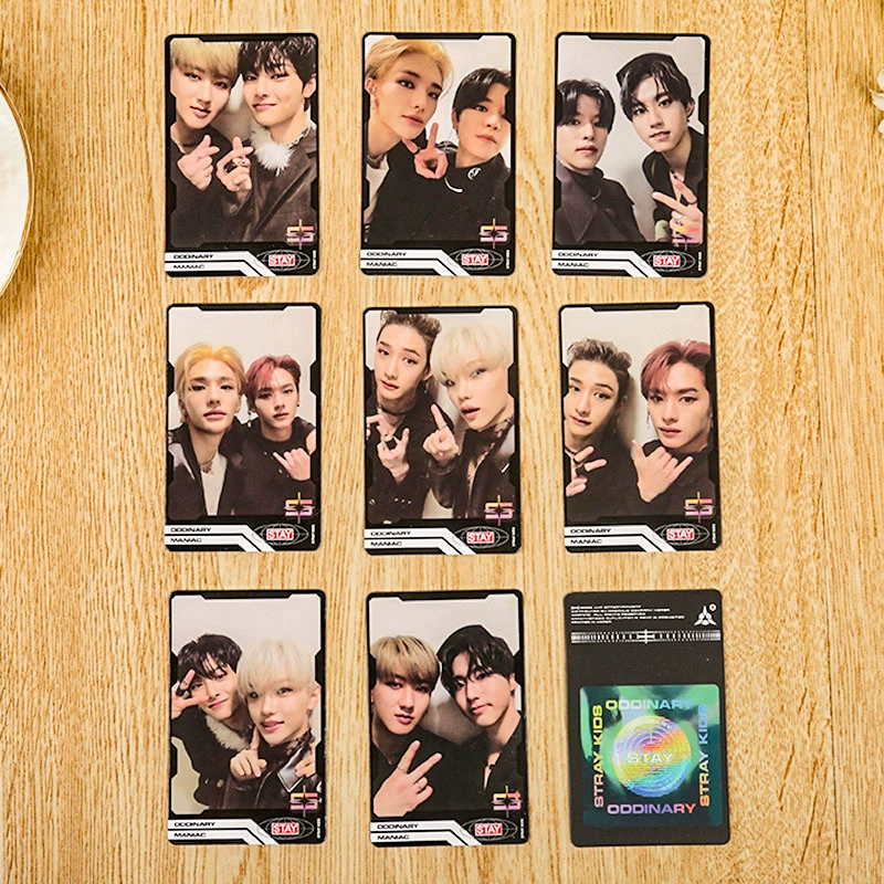 Пара двойных фотокарточек (Stray Kids) — 8 шт., цветные фотокарточки, 5,4 × 8,6 см