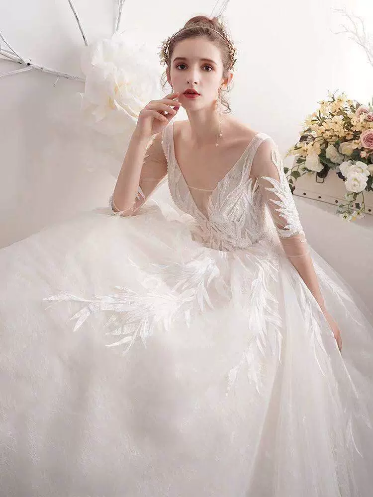 2021欧美新款蕾丝双肩V领婚纱礼服性感露背中袖婚纱长款蓬蓬裙