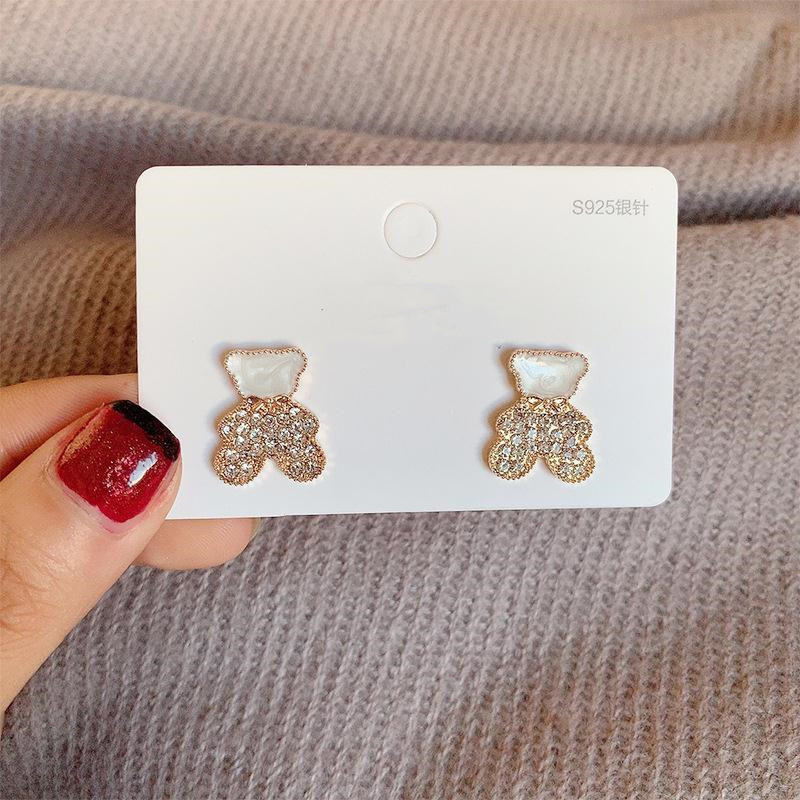 Universal cute retro small design earrings from pearl