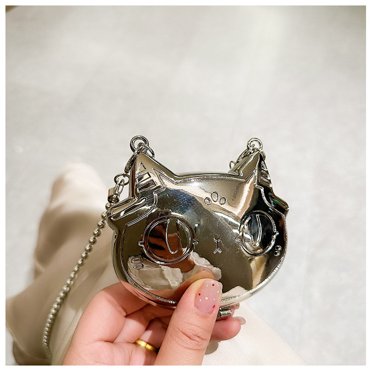 Cartoonish, mini and cute zinc alloy small bag for women, 2025 new style, stylish single-shoulder bag, crossbody chain and metal undefined