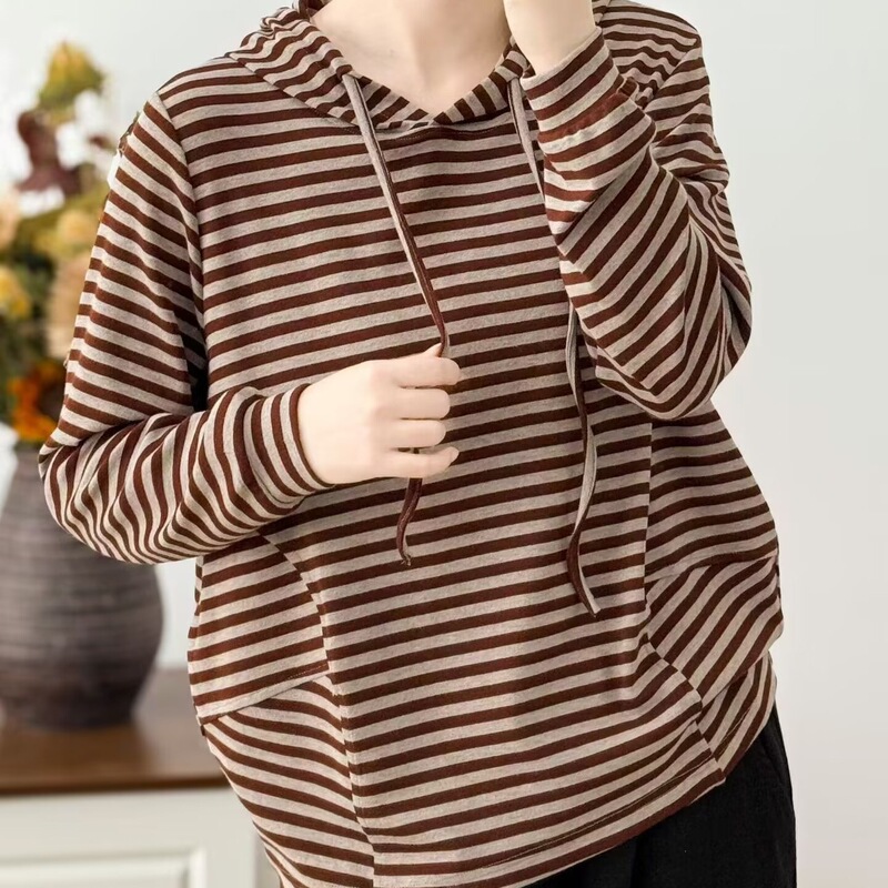 New short, stylish, retro, and versatile striped hooded shirt, casual top New short, stylish, retro, and versatile striped hooded shirt, casual top