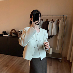 小香风外套女2025秋季新款韩系高级感气质百搭通勤圆领短款上衣