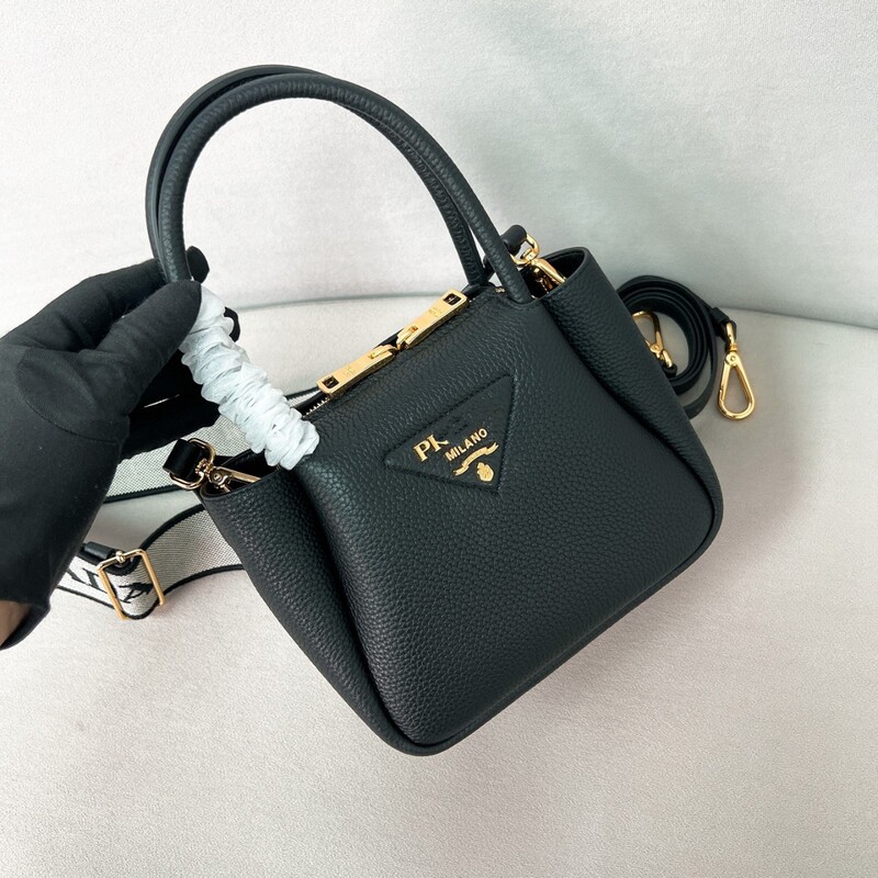 P Women's Bag New Triangle Logo Small Shoulder Bag Crossbody Bag Handbag High Quality 1Ba362