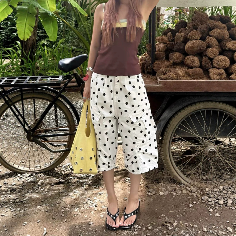 Plus-size women's American-style white polka-dot pocketed cropped jeans, autumn new wide-leg denim mid-length pants, trendy Plus-size women's American-style white polka-dot pocketed cropped jeans, autumn new wide-leg denim mid-length pants, trendy