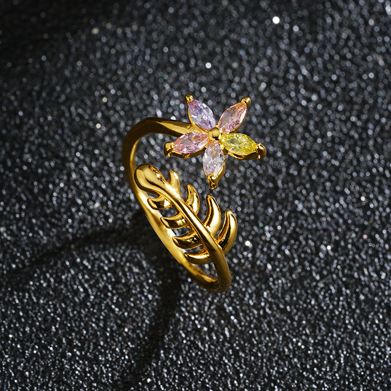 Nuevos anillos de zircon de flores de cinco colores de arena de oro simple y versátil nicho femenino accesorios de lujo ligeros fabricantes de joyería al por mayor