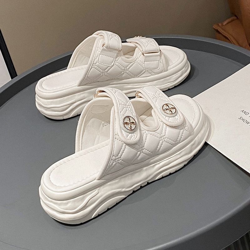 Chunky soled sandals and slippers 2023 spring and summer, new influencer women's styles, versatile summer outerwear, fairy style_voghion.com