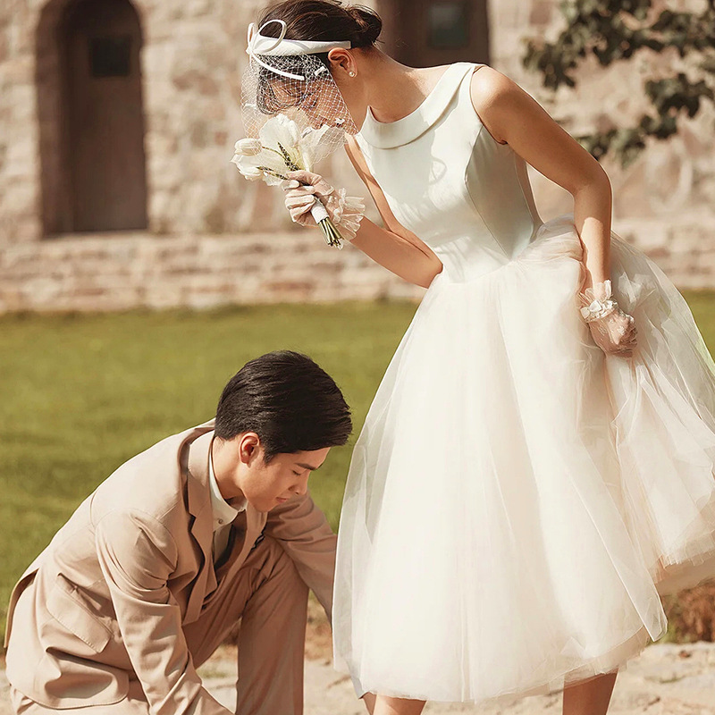 Vestido de novia sencillo y ligero, nuevo estilo 2025, para fotografía de viaje, vestido de exterior estilo bosque francés, vestido ligero con velo para exteriores, talla pequeña