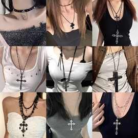 潮酷复古暗黑十字架珠串项链小众长款亚文化辣妹珠子高级感毛衣链