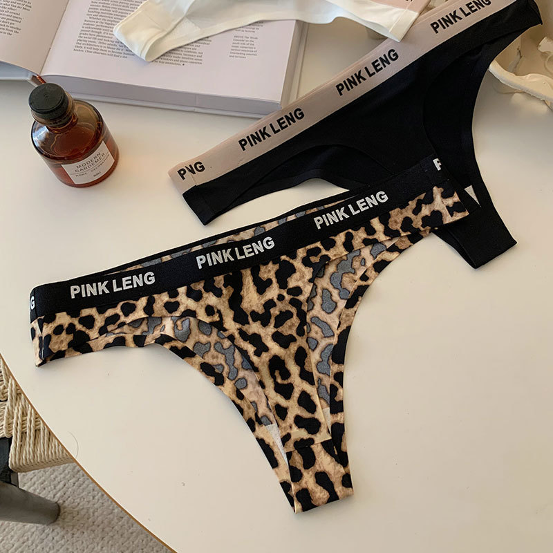 Sassy Little Wild Cat* European and American Style Sexy Leopard Print Breathable Low-Waist Seamless Panties for Women, Ice Silk Hollow-Out Simple Thong T-Pants