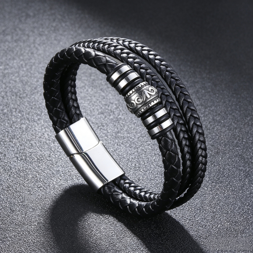 Cross-Border Trendy Black and Gold Color-Blocking Braided Leather Cord Bracelet, Vintage Carved Multi-Layer Leather Magnetic Clasp Bracelet, Zinc Alloy