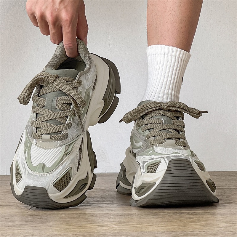 6667 Wang Sulong Heterochromatic Dad Shoes for Women 2025 New Height-Increasing Thick-Soled Cat-Eye Couple Mecha Style Sneakers for Men