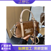 外贸流行洋气手提枕头包包女式2025新款时尚百搭通勤斜挎包小拎包