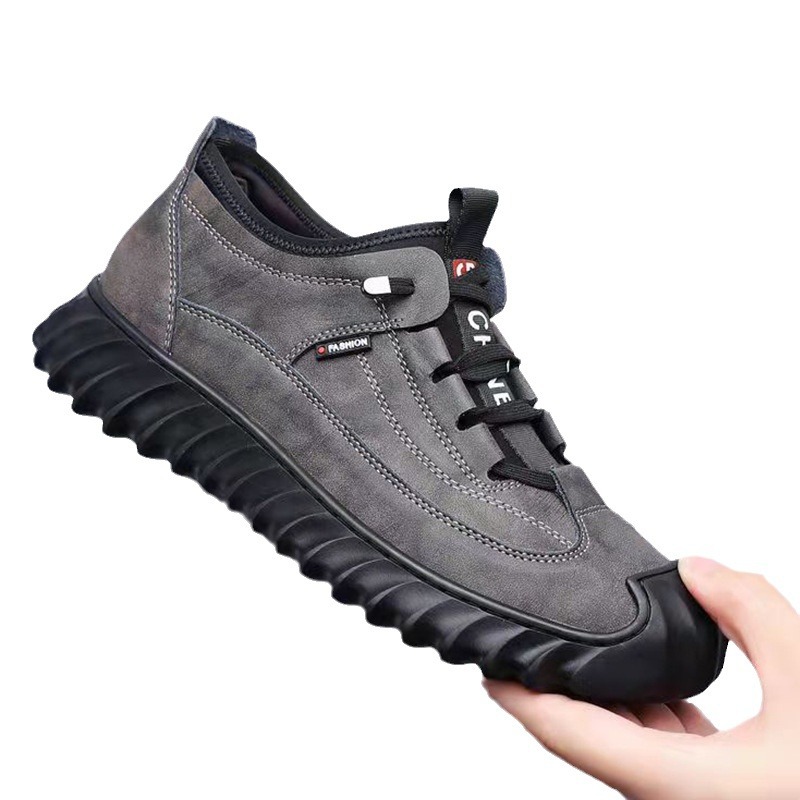 Zapatos casuales para hombres de otoño nueva moda zapatos de cuero de un pie de moda al aire libre simple ligero zapatos transpirables para hombres al por mayor