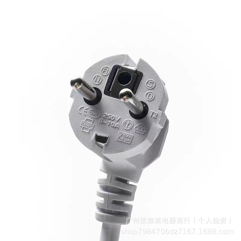 Fábrica directa de una variedad de combinación de placa de conexión USB europea enchufe Ucrania Rusia al por mayor transfronterizo