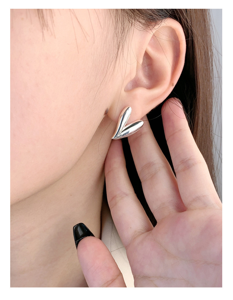 Electroplating Gold Plating Process 925 Sterling Silver Ear Needle Material Silver Plated Plating Material Ear Studs Classification 1 Pair 925 Sterling Silver Heart Shape Ear Studs