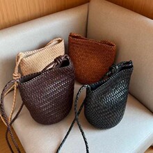 �n���ֹ���������Ůʽ2025�¿��p��С���߼��к�߅�μ�б��ˮͰ��