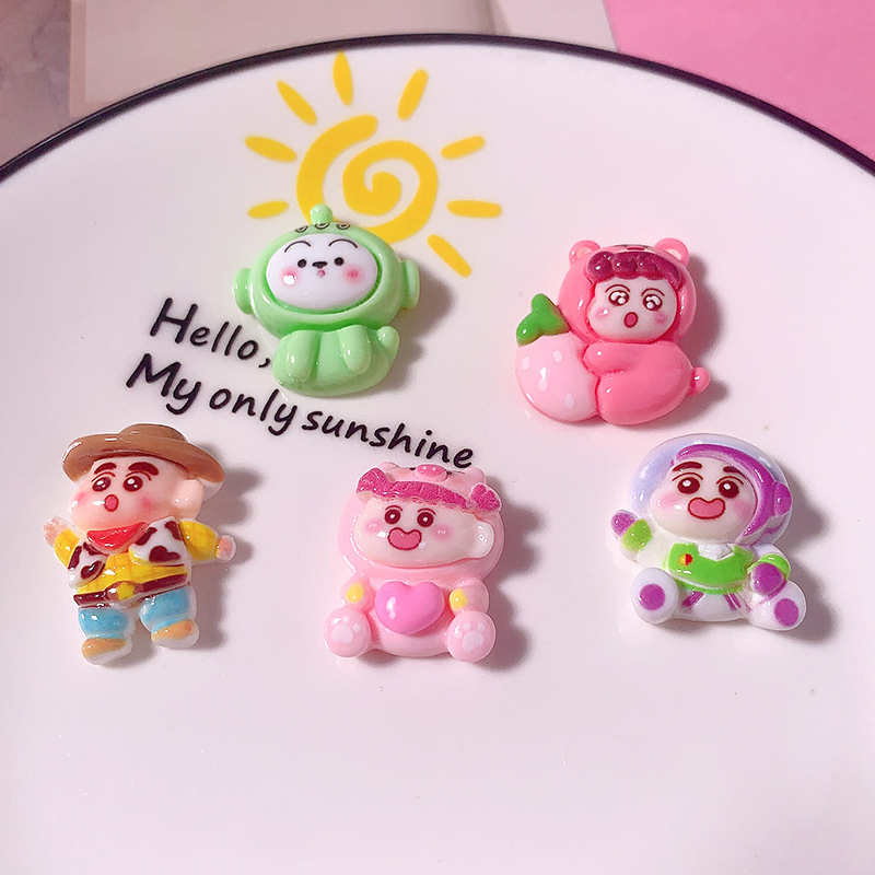 Nuevos dibujos animados pequeños nuevos accesorios de resina diy crema pegamento para el cabello clips para el cabello teléfono móvil agujero zapatos accesorios pegatinas de refrigerador