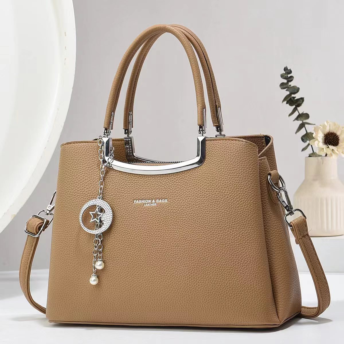 Bolso de hombro universal fabricante de alta calidad sensación de gran capacidad bolso de moda de madres de mediana edad bolso atmósfera