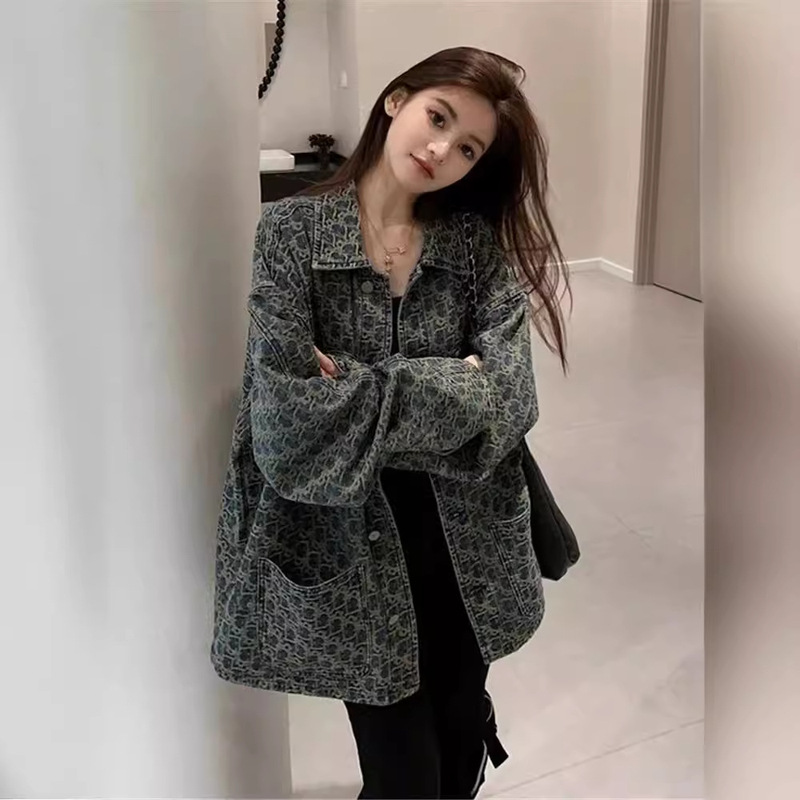 American High Street Retro Denim Jacket for Women 2026 Spring and Autumn New Design Niche Versatile Printed Jacket Top