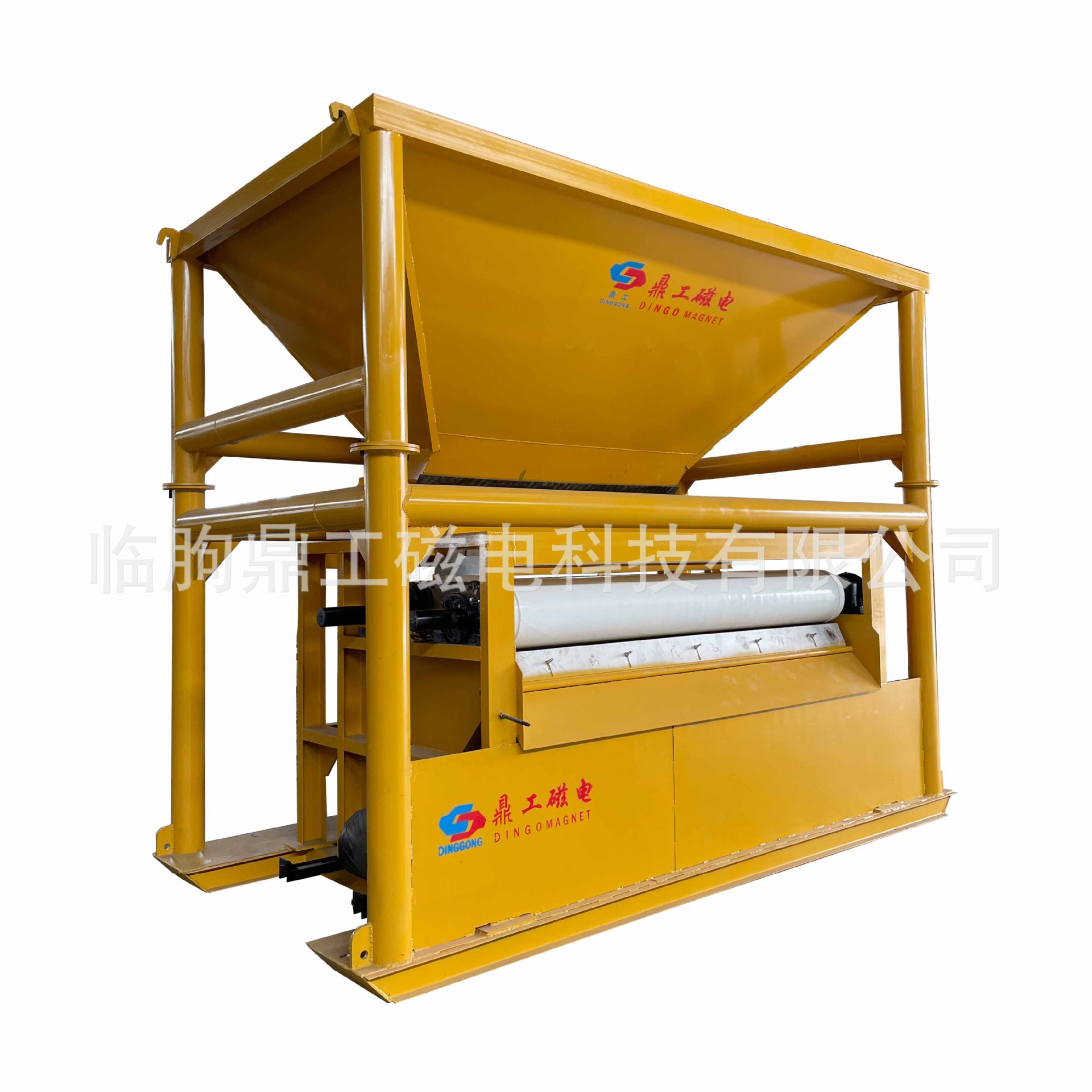 【褐铁矿磁选机】鼎工磁电供应干式强磁磁选机 厂家直发价格低