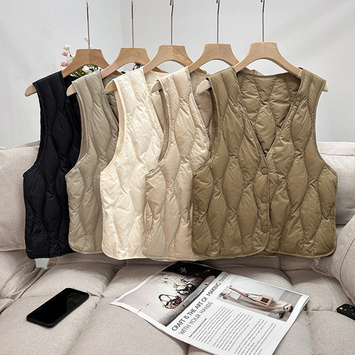 Down jacket vest for women, slim-fitting and slender, lightweight, can be worn as a top jacket or shoulder vest. 2025 spring new white goose down outerwear