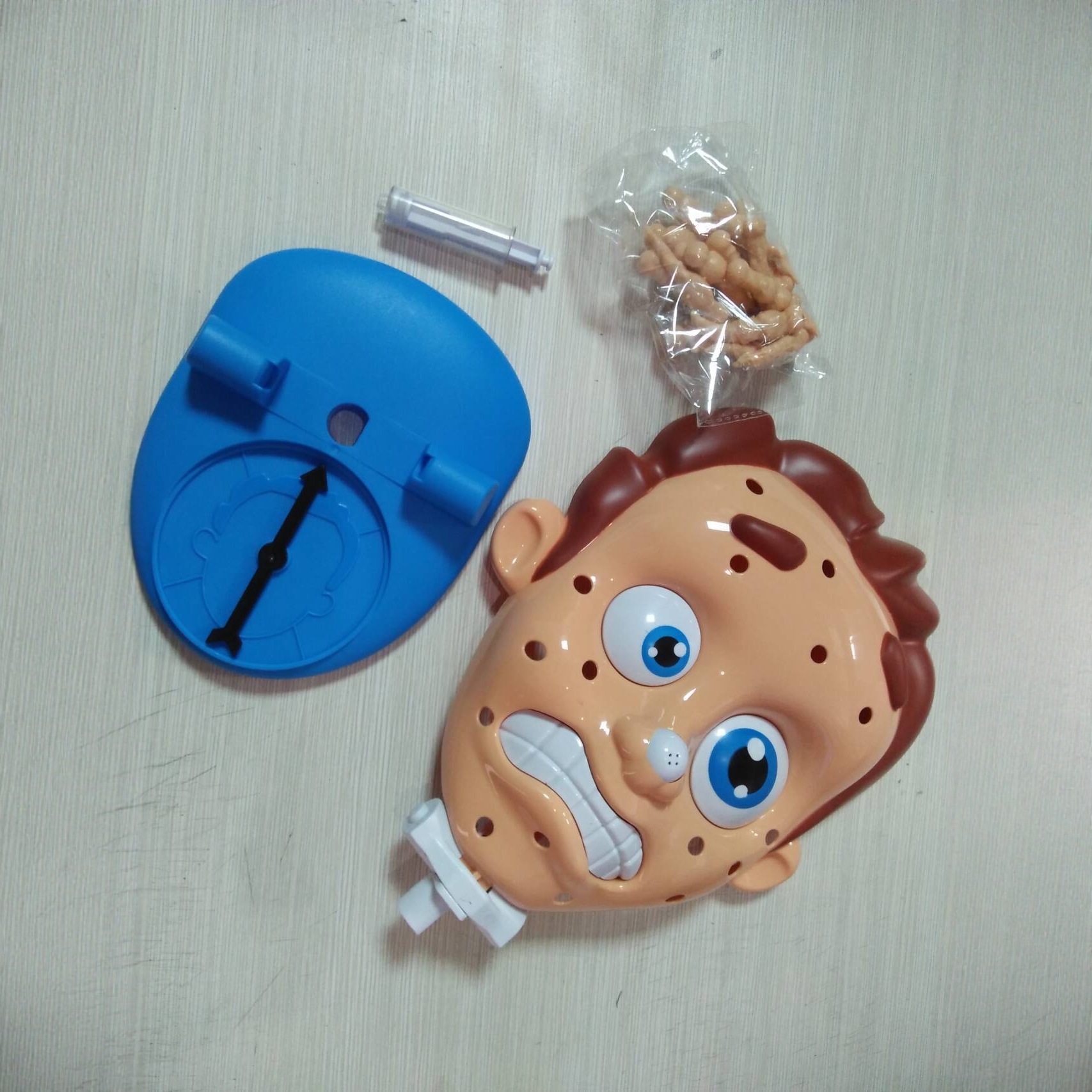 Juegos de mesa interactivos multijugador para desprimir artefactos mágicos