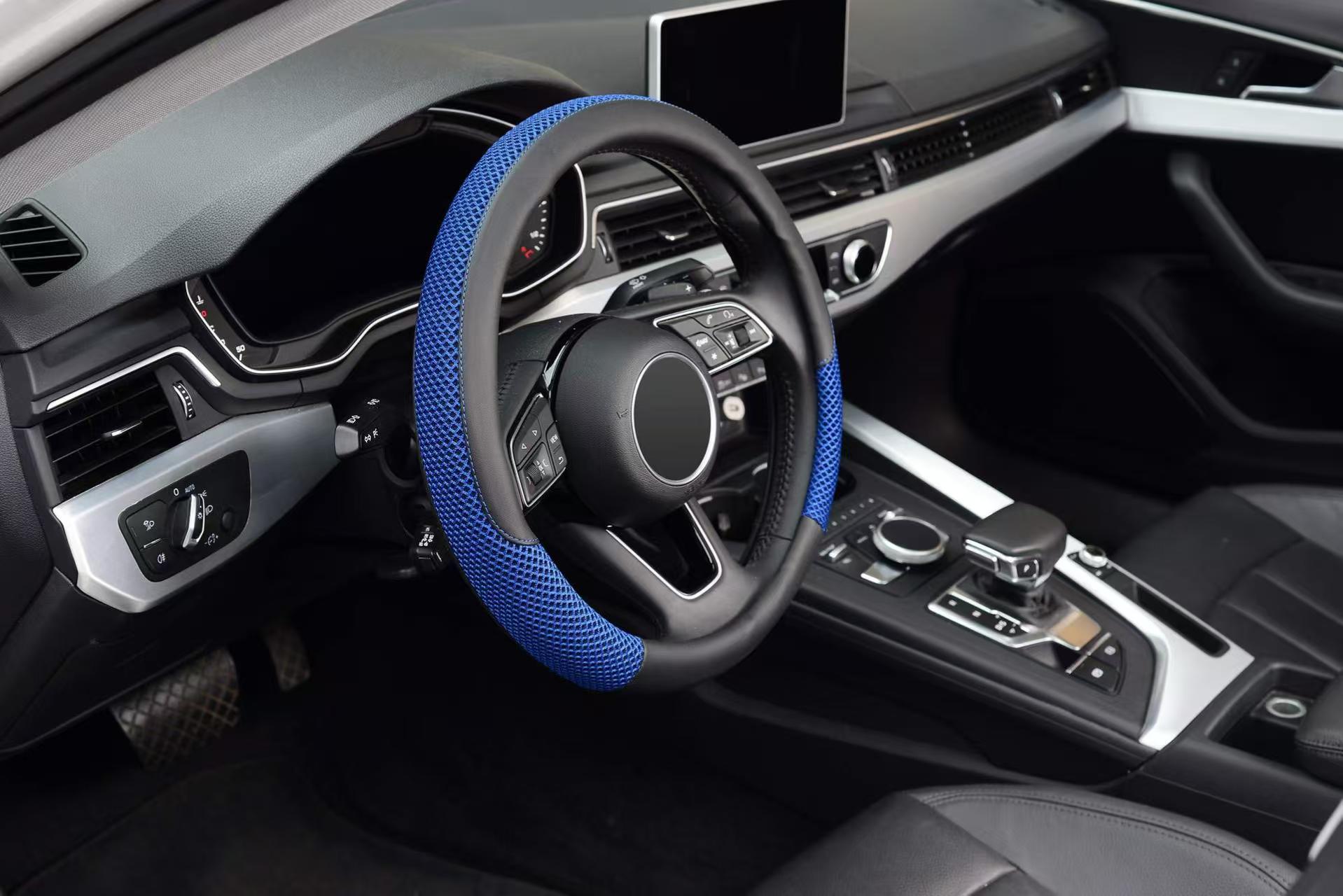 Car Steering Wheel Cover for All Seasons, Seam-Free Leather Ice Silk Men's and Women's Sports Universal Handlebar Cover