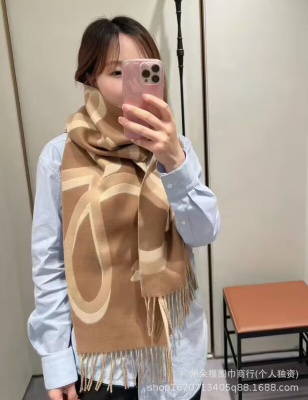 经典新款涂鸦羊毛围巾女时尚秋冬大牌批发羊绒围巾长款百搭披肩围|undefined