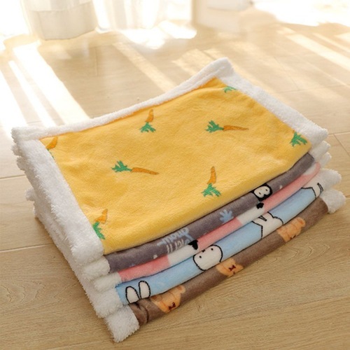Cat Blanket Pet Throw Blanket Winter Small Blanket Dog Bed Mat Carpet Cat Nest Thick Cat Mat for Sleeping