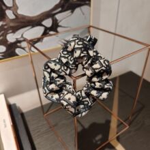 �ϼҽ��仨ɫ�͹�ţ��ӡ�����cȦ�l�K�|�к񌍲�ˇ���l���Rβ�l�K