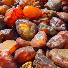 天然马达加斯加水冲玛瑙籽料原石冰种红玉髓玉石珠宝雕刻手链毛料
