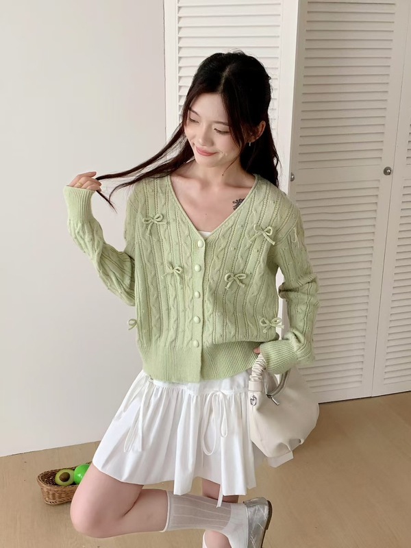 2025秋冬新款甜美蝴蝶结V领针织开衫女宽松温柔气质显瘦毛衣外套|undefined
