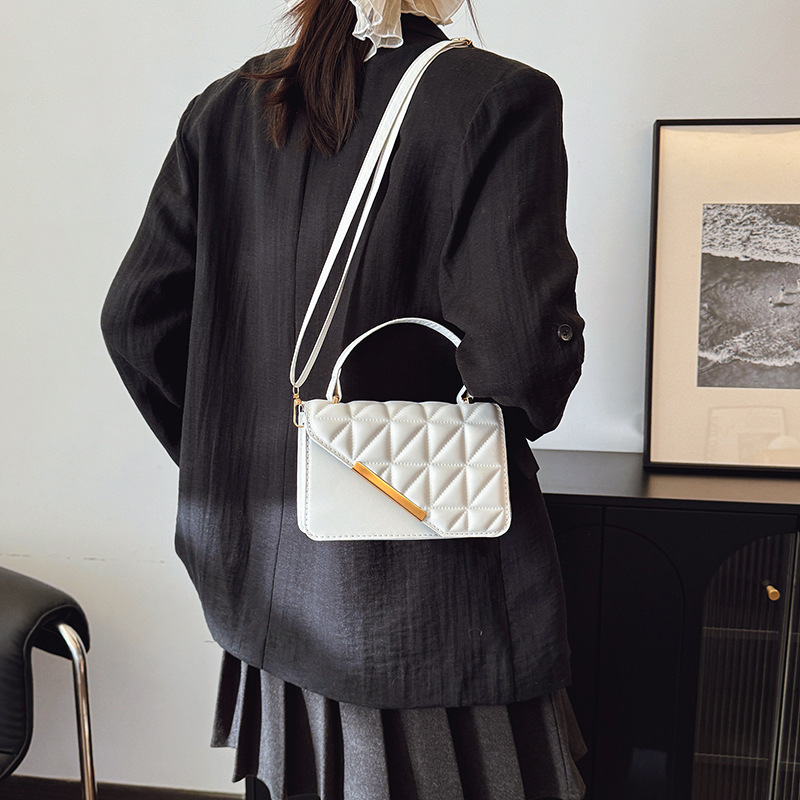 Bolsos de moda personales franceses, bolsos de moda femeninos, 2025 estilo de moda, textura simple, bolsos cuadrados pequeños, bolsos portátiles de moda, mochilas