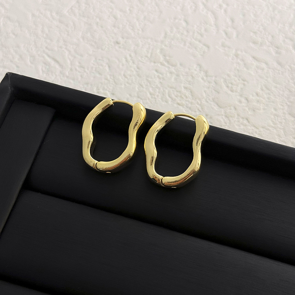48# irregular oval ear buckle