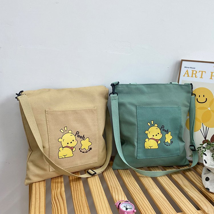 New high-appeartion-level hand-held tote bags are selling well, large-capacity single-shoulder crossbody bags, and wholesale canvas bags for junior and senior high school students undefined