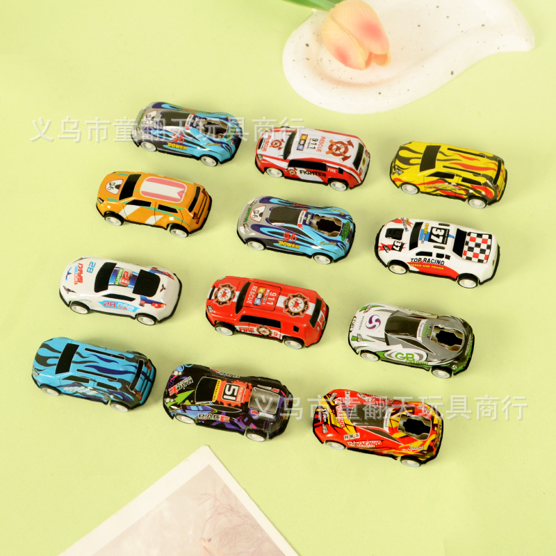 1 yuan 24 en coche de retroceso, decoración de coche, modelo de coche, estudiante, niño, juguete, tienda de juguetes, juguete