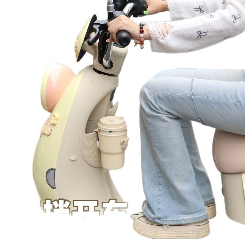 電気自動車かわいいクマ厚く安定した防振パンチフリーハンギングミルクティーペイントウォーターカップホルダー工場卸売|undefined