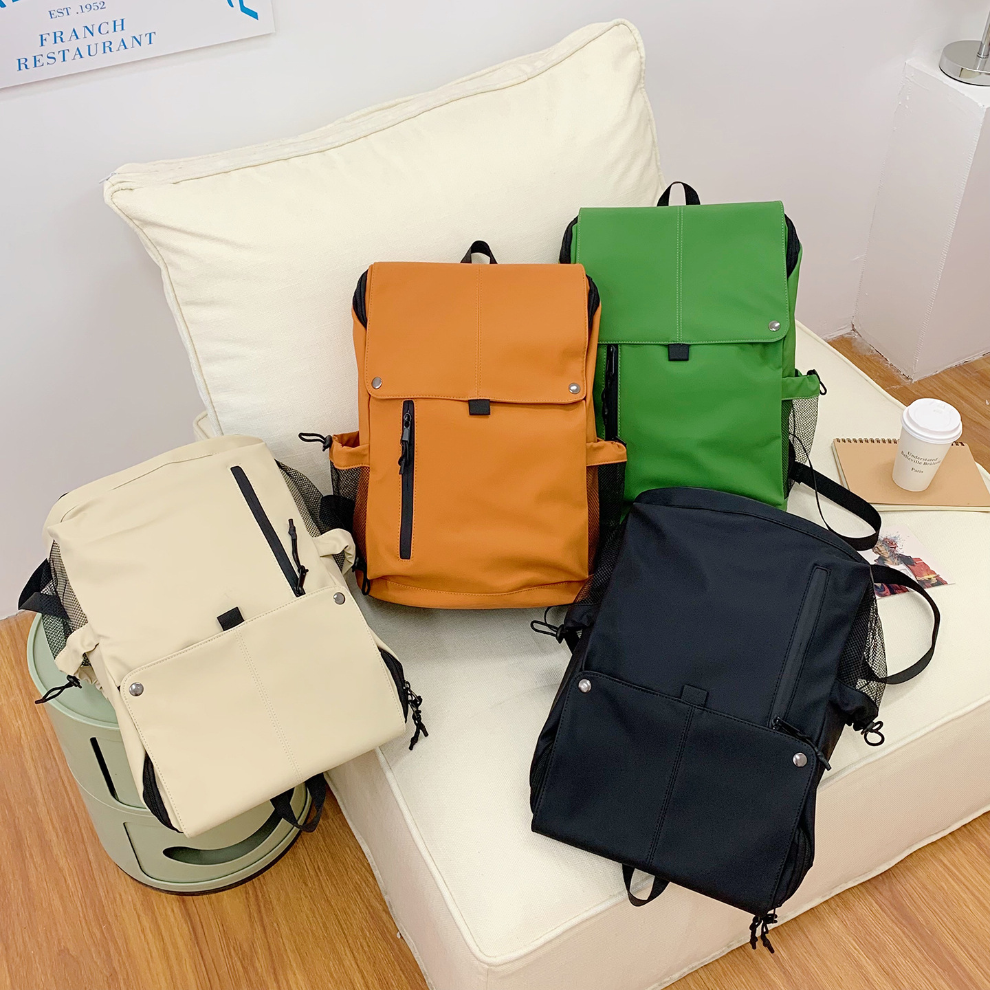 Mochila coreana de color sólido de gran capacidad para niños y niñas, mochila deportiva de ocio para estudiantes de escuela primaria 2026 nueva mochila infantil