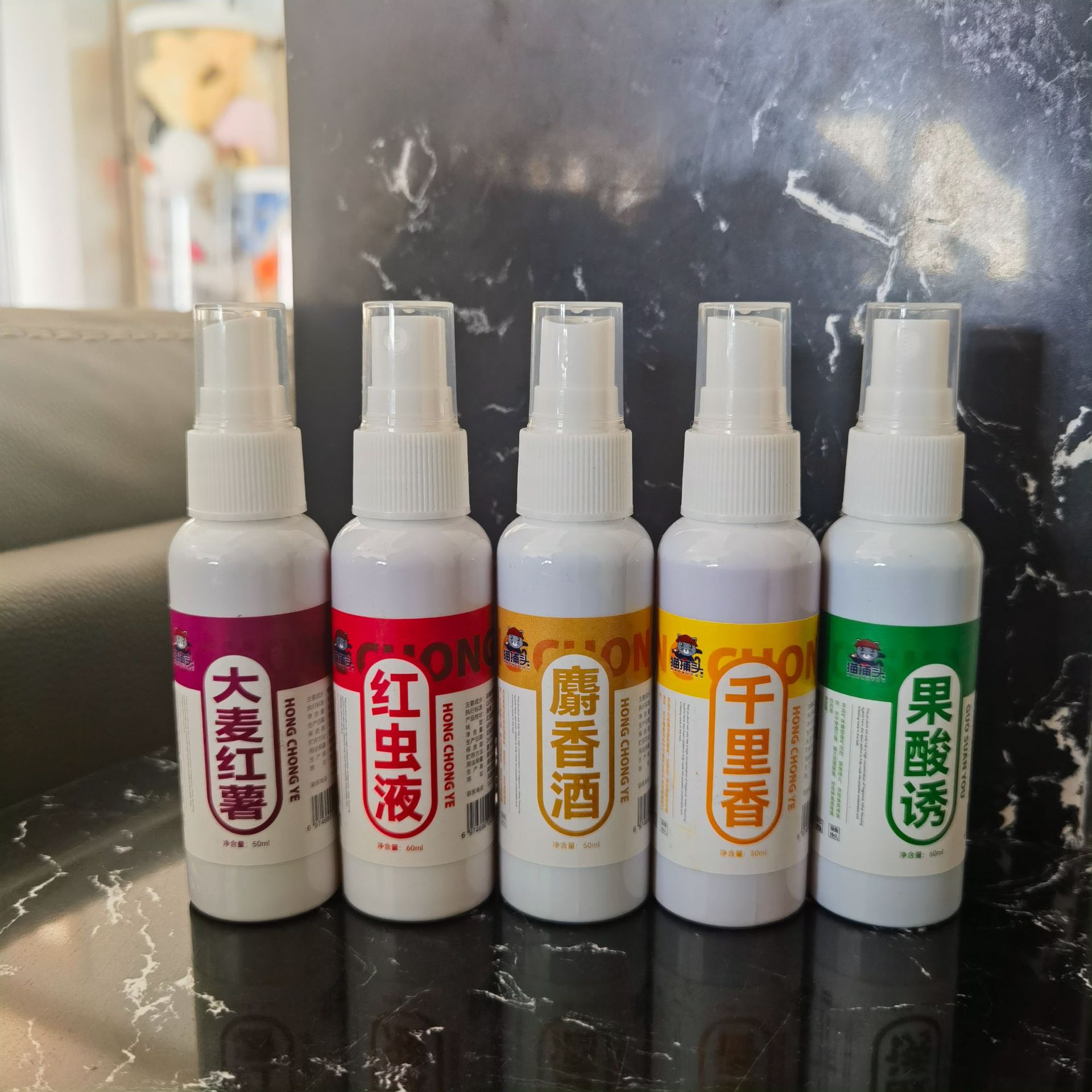 Polvo de cebo Taigong de jengibre polvo de ajo Esencia de fresa polvo de dibujo de alambre polvo de maíz cocido polvo pegajoso polvo de insecto rojo polvo de camarón antártico